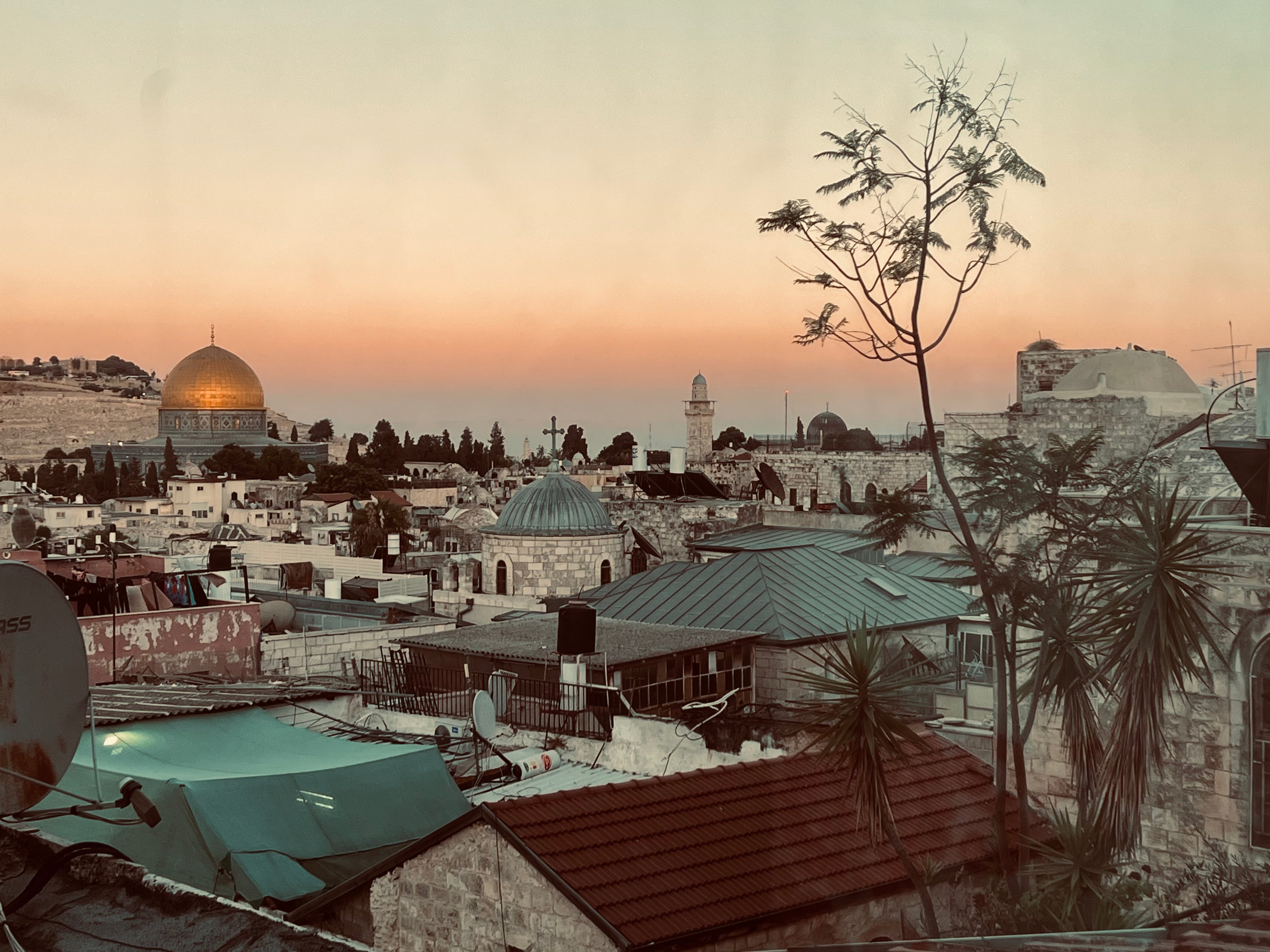 Al-Quds Hirbawi Kufiya