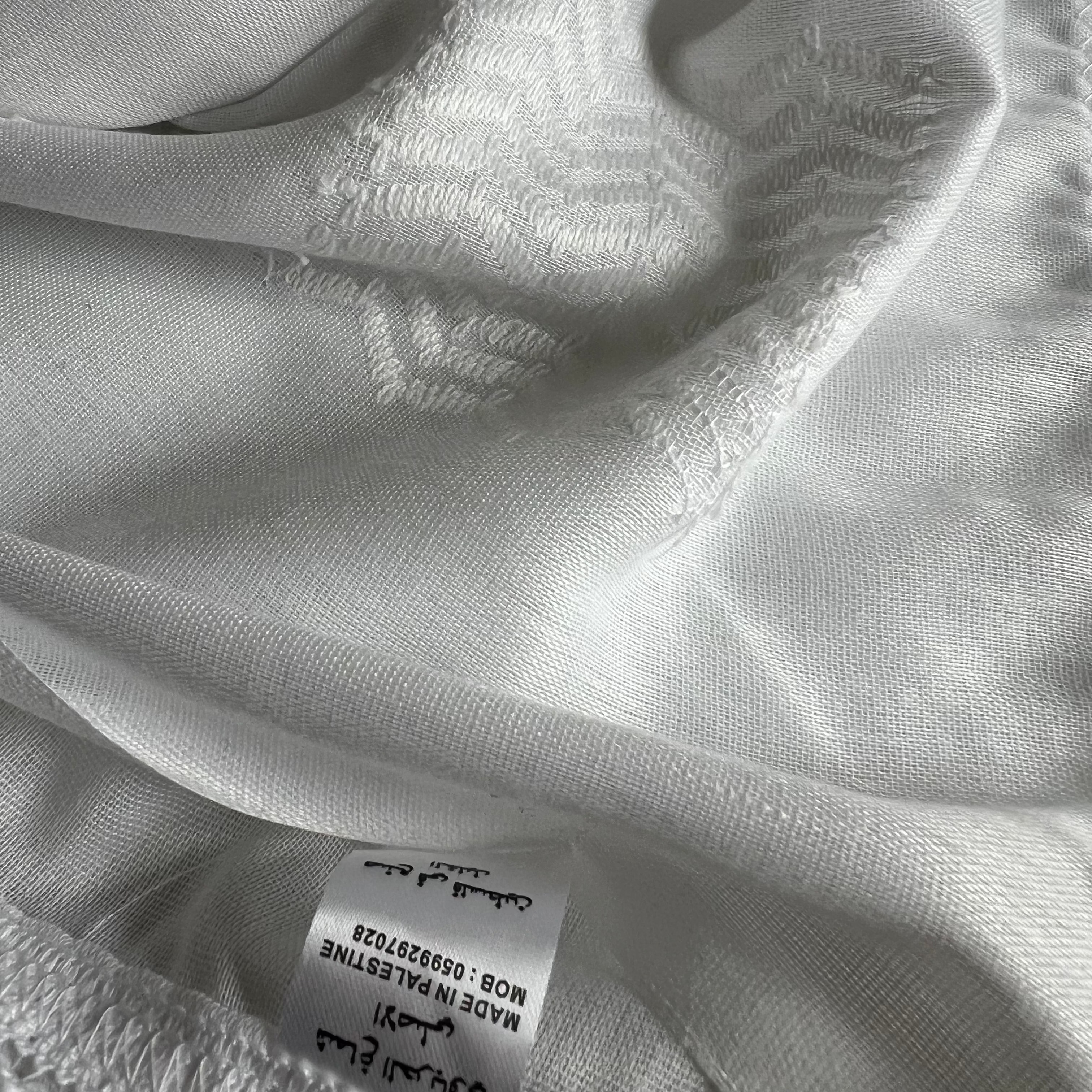 Keffiyeh - White - Ilhaam UK